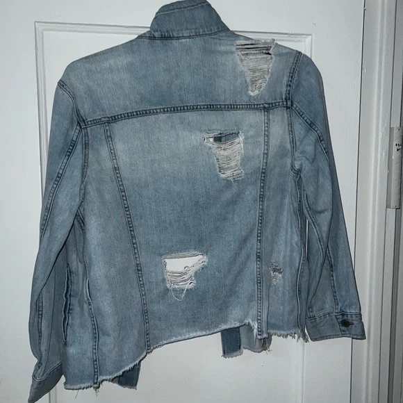 Forever 21 Light Blue Ripped Denim Jacket - Picture 3 of 3